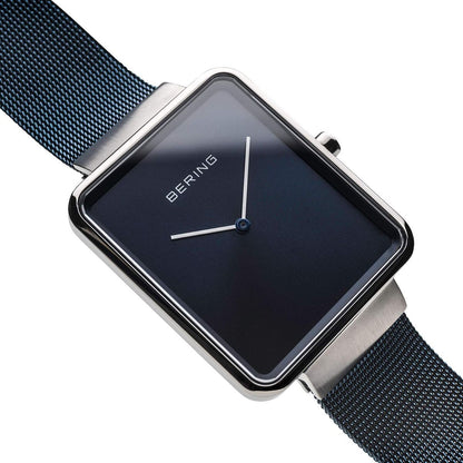 V3HE6F5DE6CDDC9CD2669D6212249BCD7FDR7465606P4